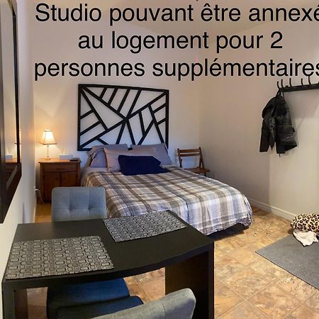 Logement 3 ,5 Entierement Prive Lac-Megantic Bagian luar foto