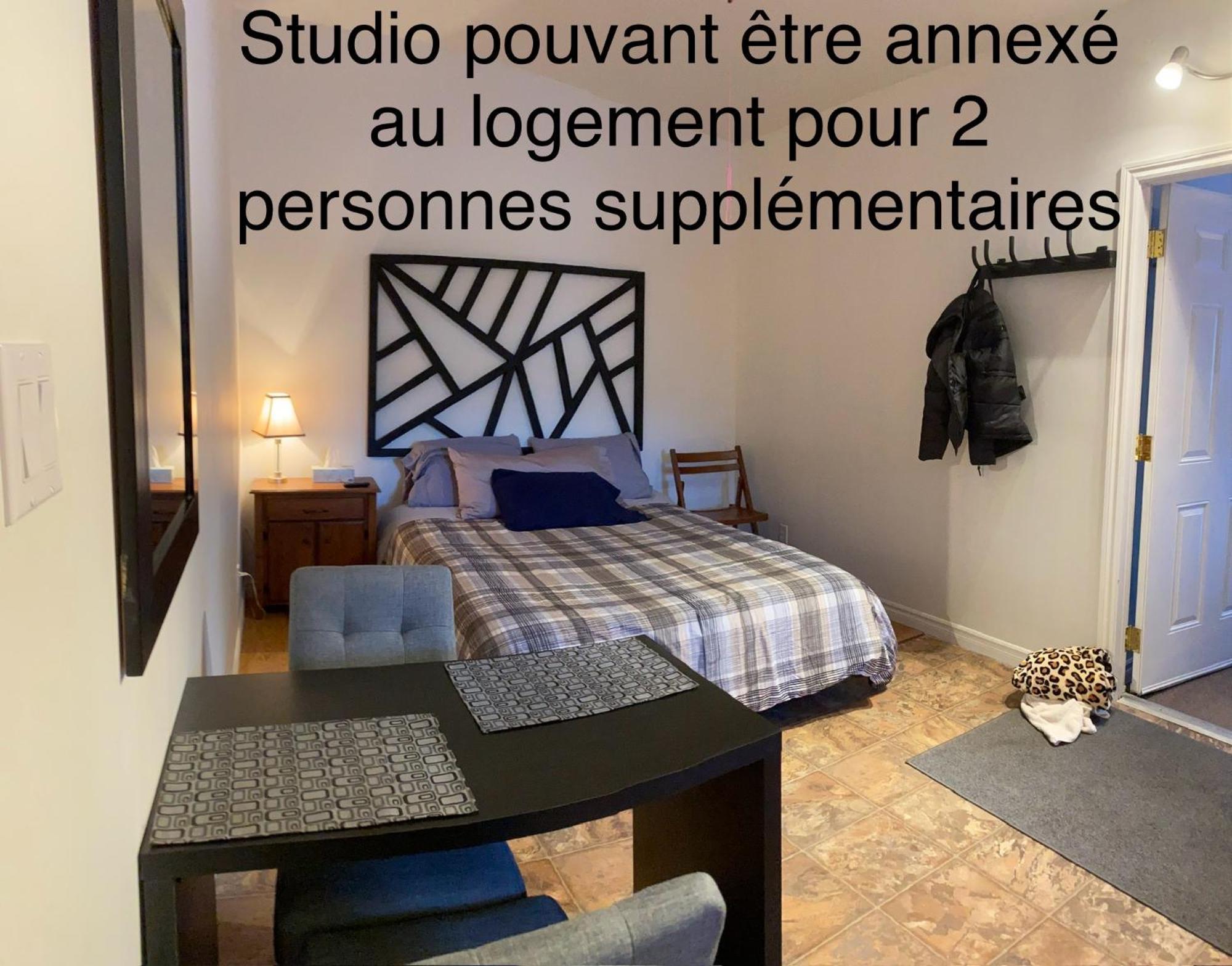 Logement 3 ,5 Entierement Prive Lac-Megantic Bagian luar foto